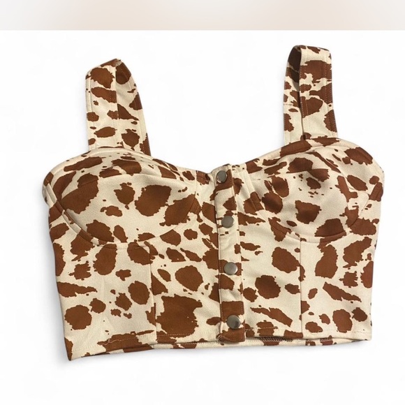 Altar'd State Tops - Altar'd State Brown and Cream Patterned Crop‎ Top